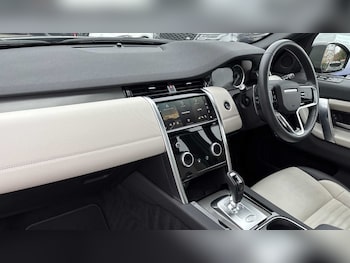 Used Land Rover Discovery Sport 2023 for sale - 76262527: Photo 2