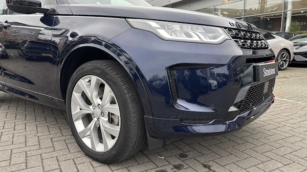 Used Land Rover Discovery Sport 2023 for sale - 76262527: Photo 9