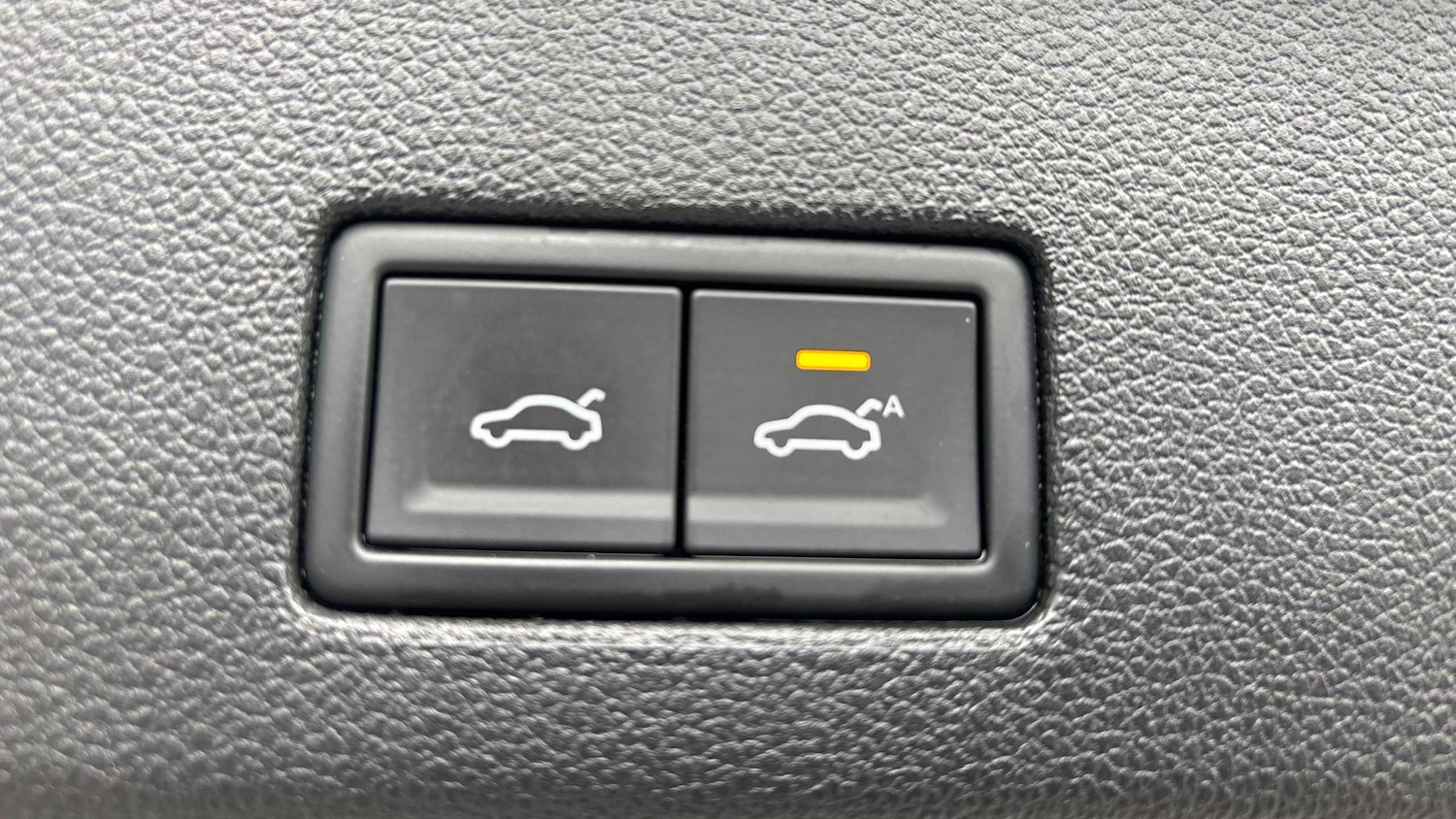 Used Volkswagen Touareg 2023 for sale - 76435784: Photo 14