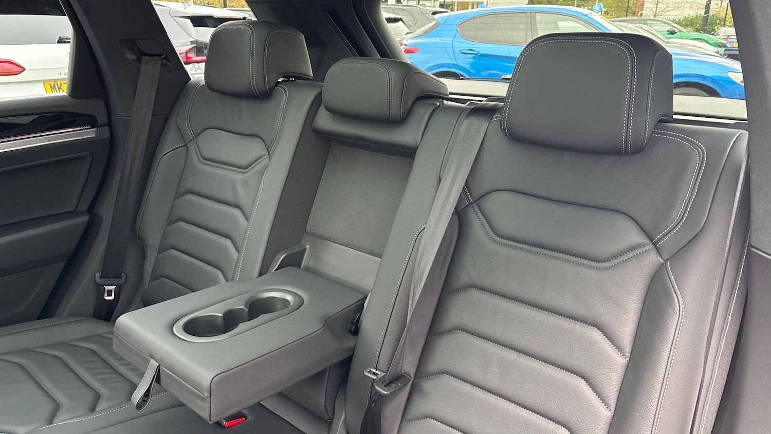 Used Volkswagen Touareg 2023 for sale - 76435784: Photo 16