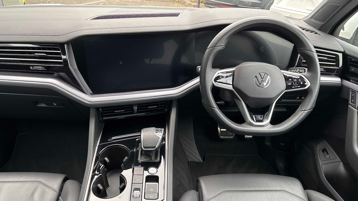 Used Volkswagen Touareg 2023 for sale - 76435784: Photo 17