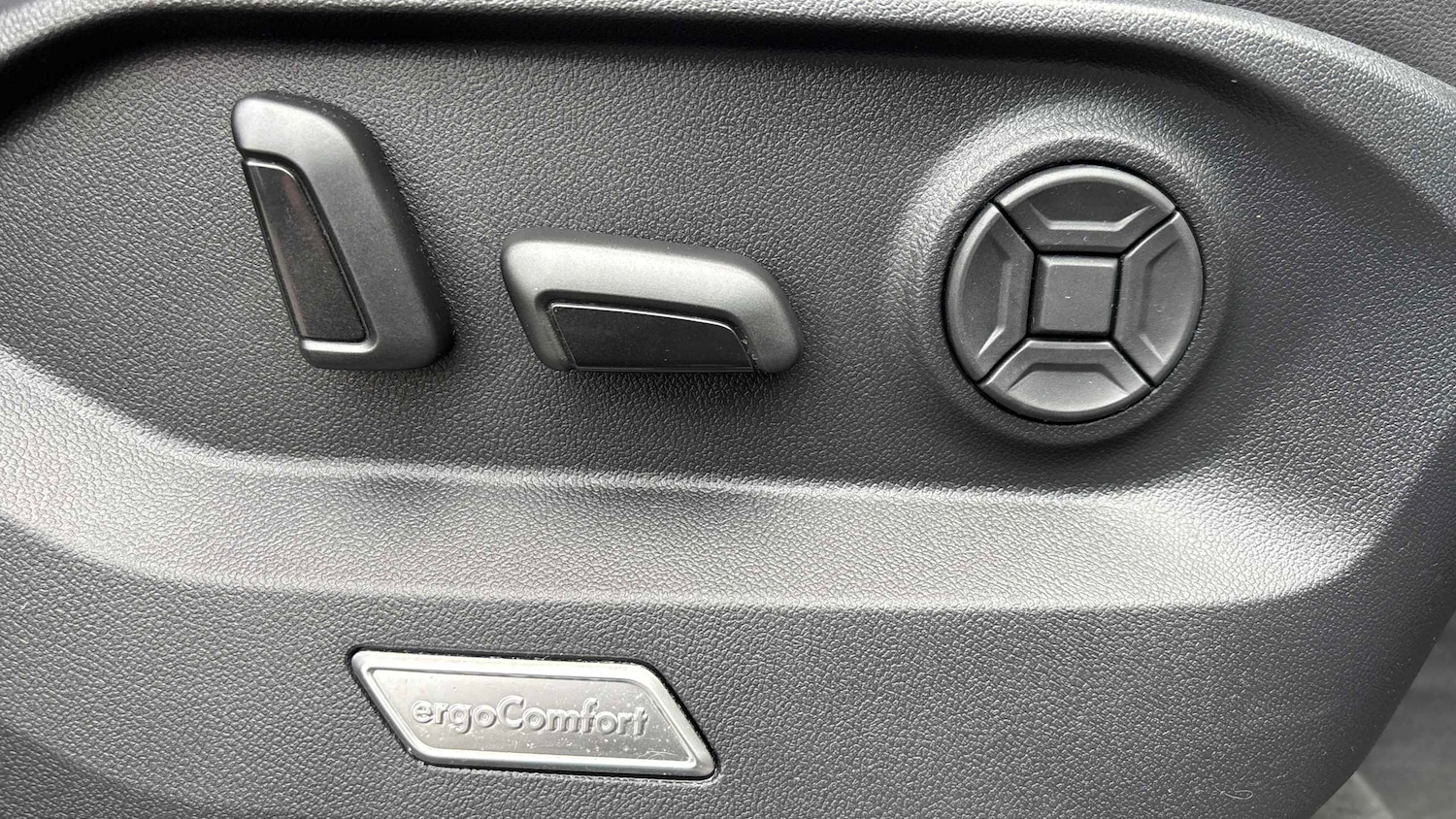 Used Volkswagen Touareg 2023 for sale - 76435784: Photo 20