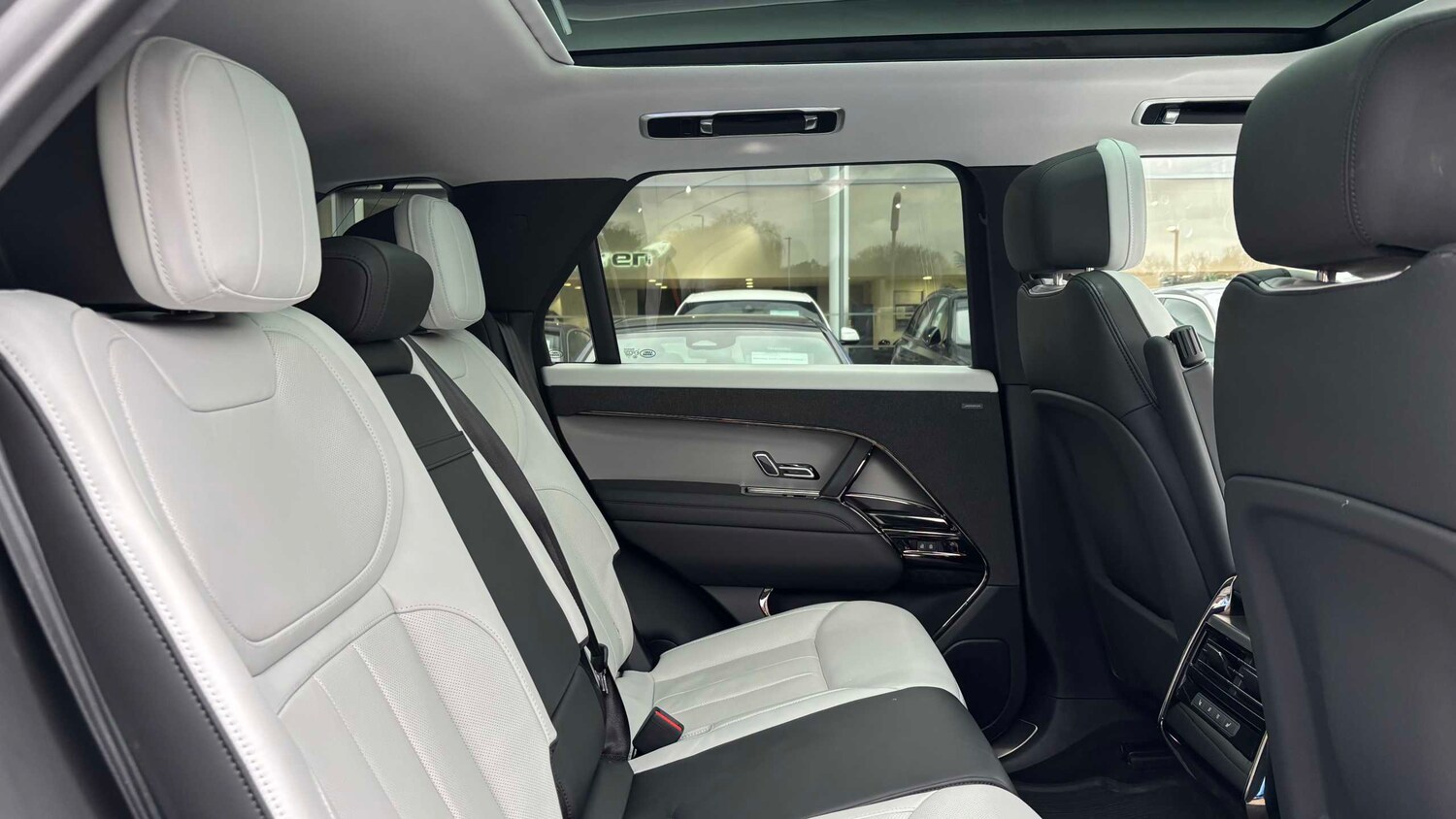 Used Land Rover Range Rover Sport 2023 for sale - 78118802: Photo 18