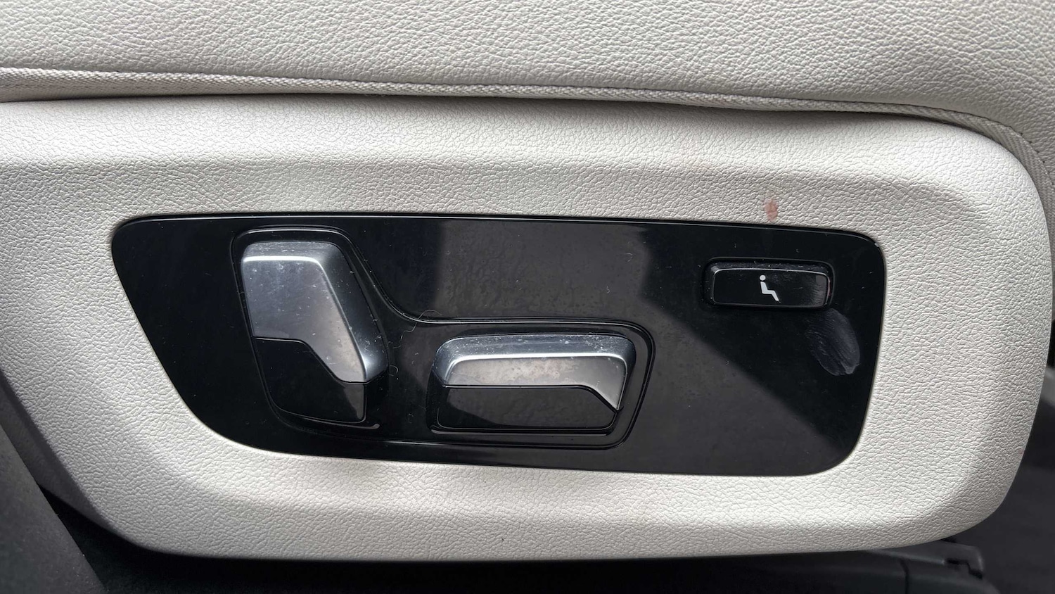 Used BMW X5 for sale - 76746143: Photo 31