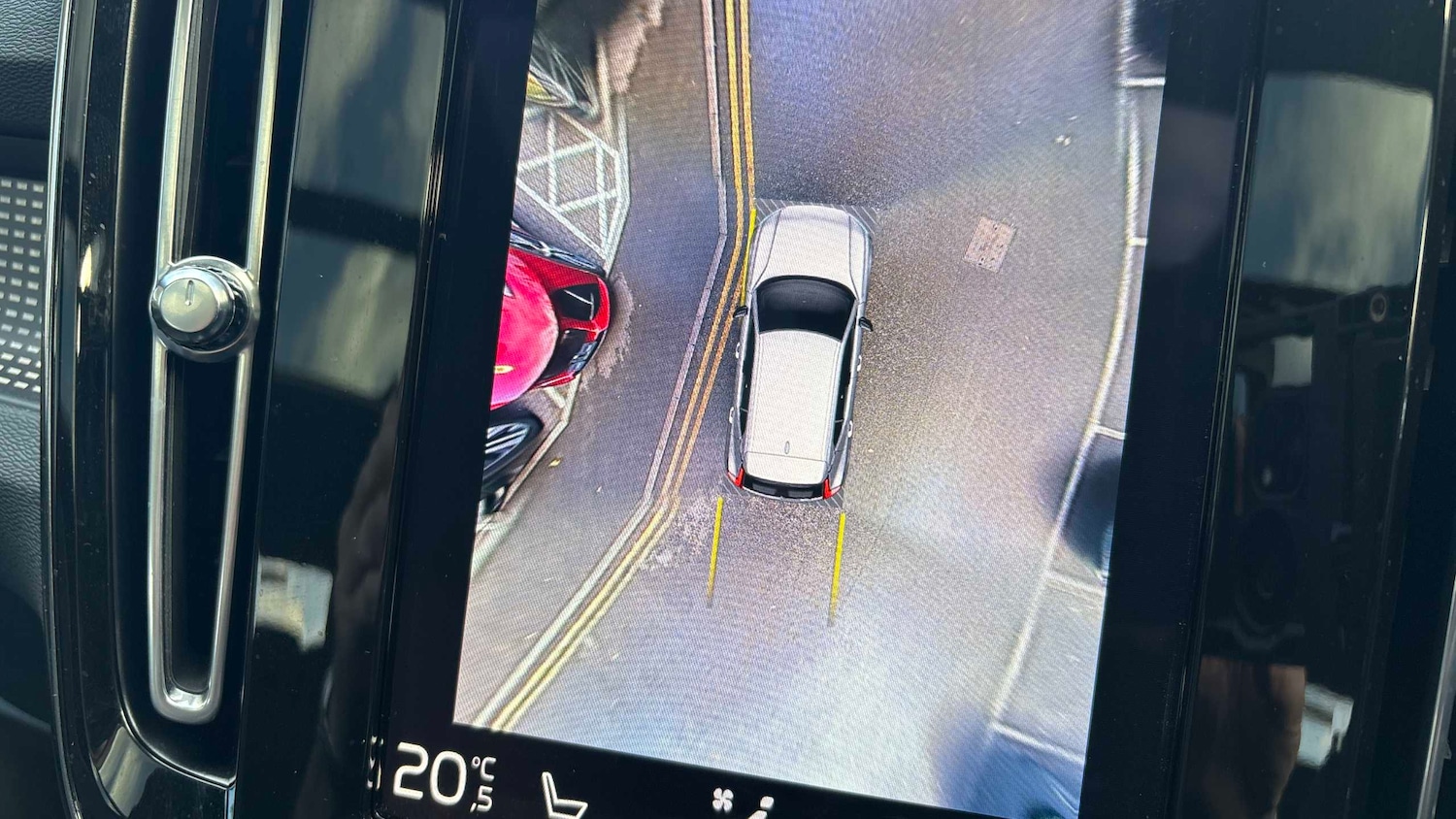 Used Volvo XC40 2021 for sale - 76442421: Photo 25