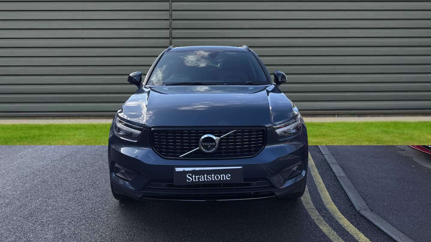Used Volvo XC40 2021 for sale - 76442421: Photo 7