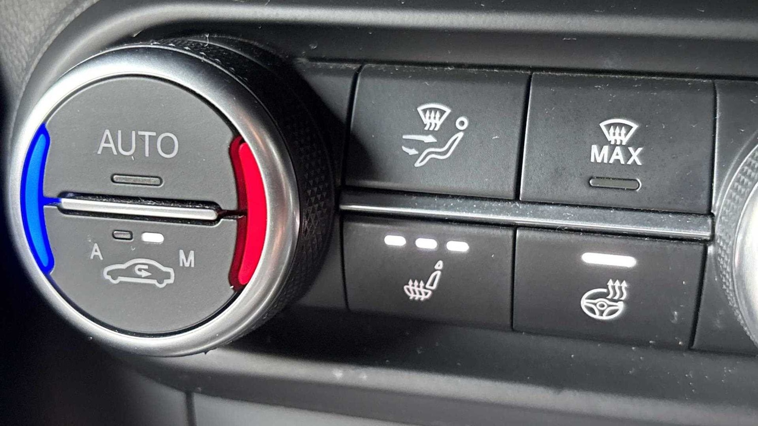 Used Alfa Romeo Stelvio 2021 for sale - 76034820: Photo 32