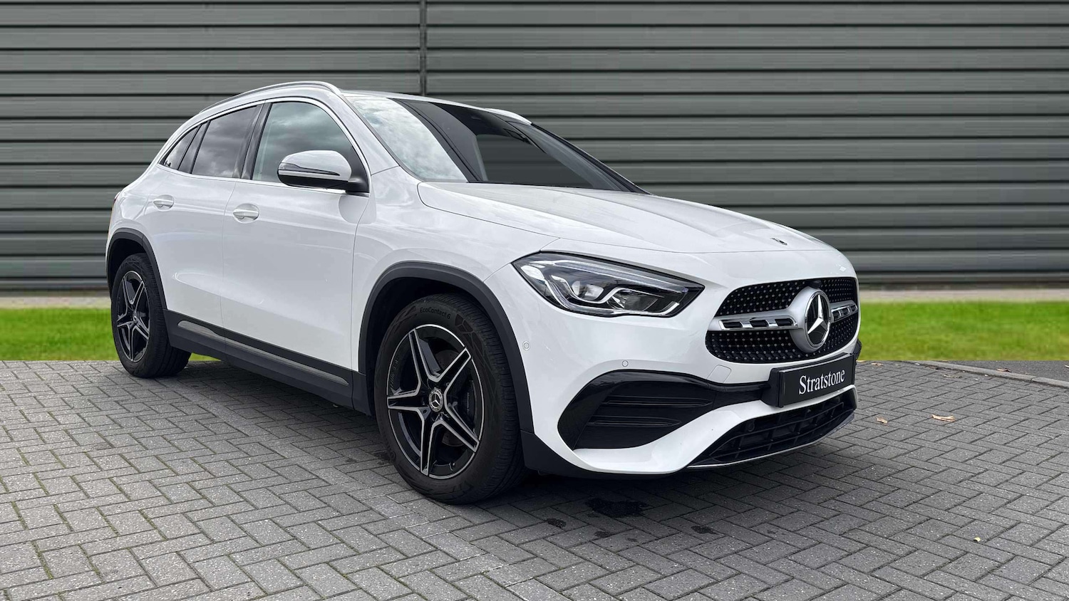 Used Mercedes-Benz GLA 2023 for sale - 76205110: Photo 1