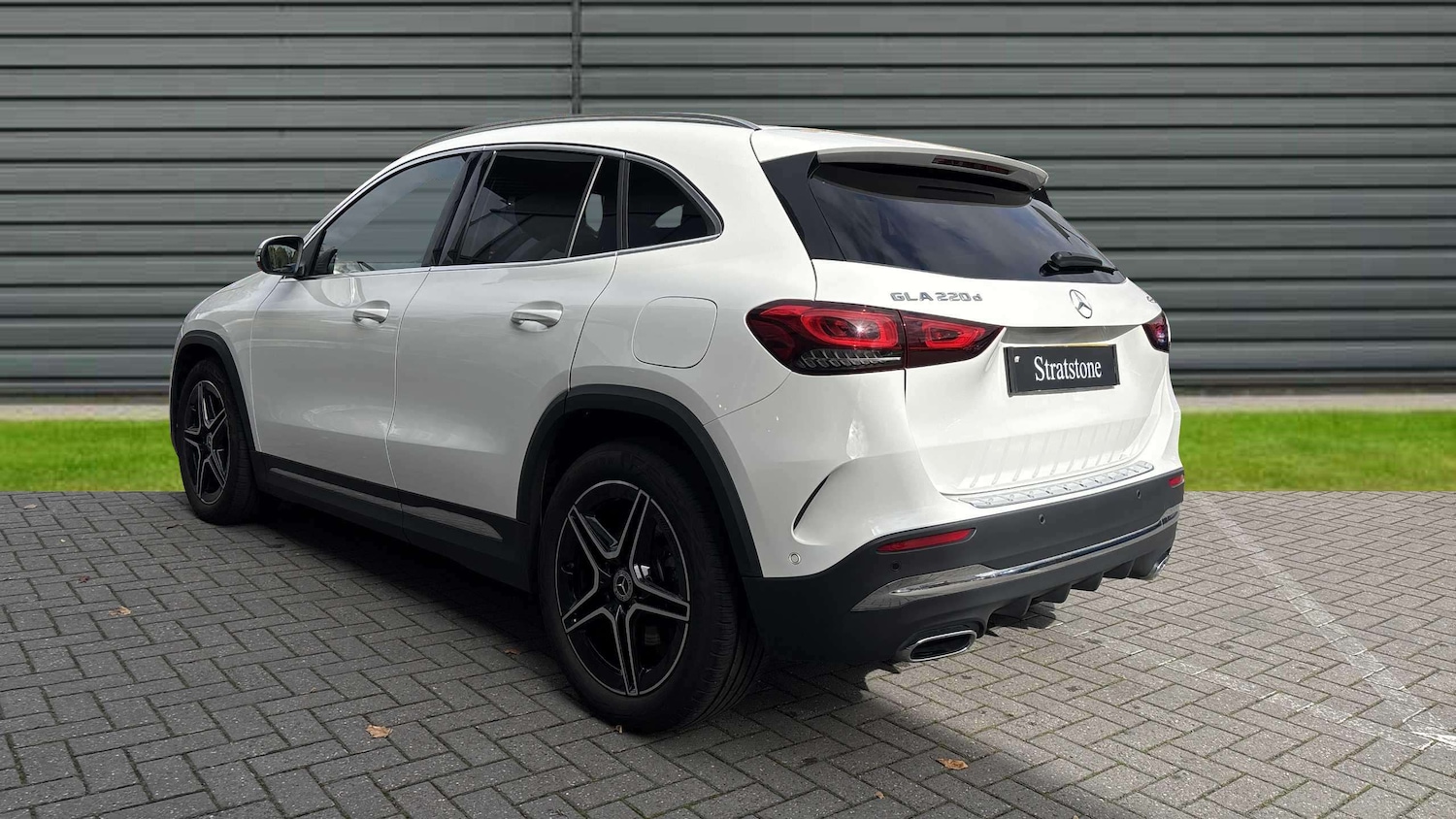 Used Mercedes-Benz GLA 2023 for sale - 76205110: Photo 3