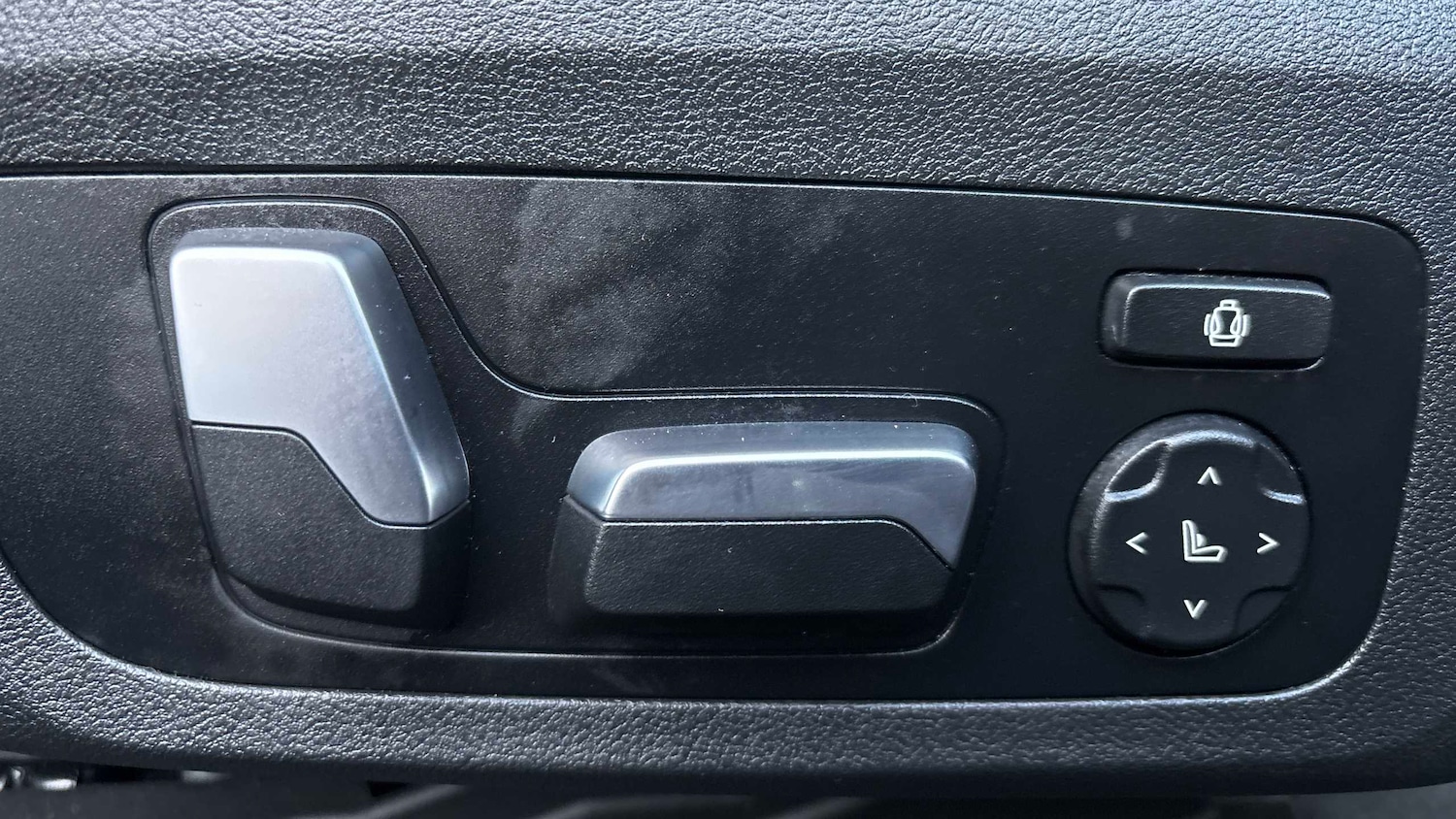 Used BMW M8 2025 for sale - 76718109: Photo 20