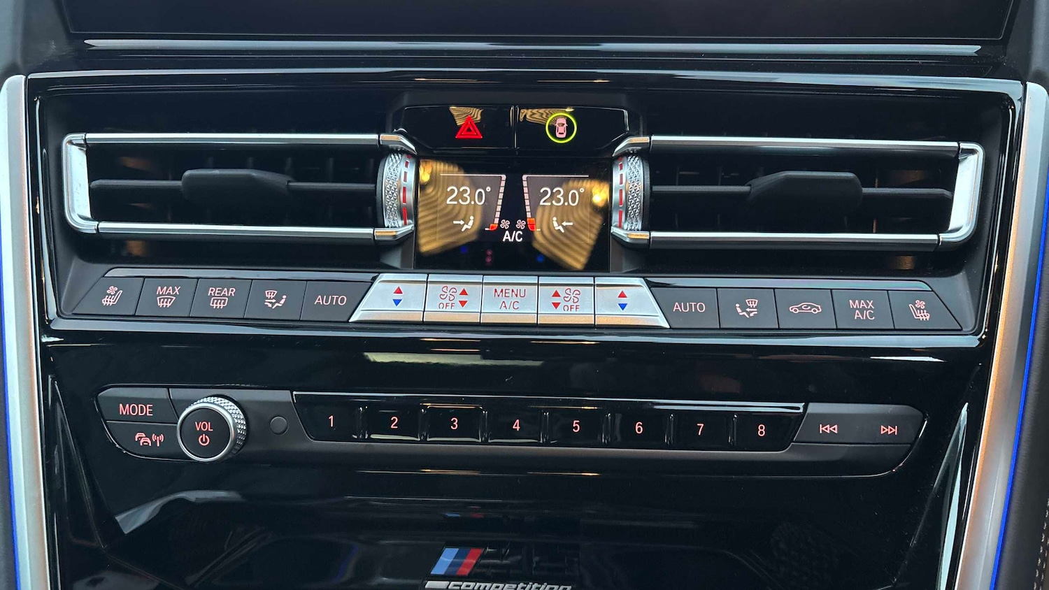 Used BMW M8 2025 for sale - 76718109: Photo 32