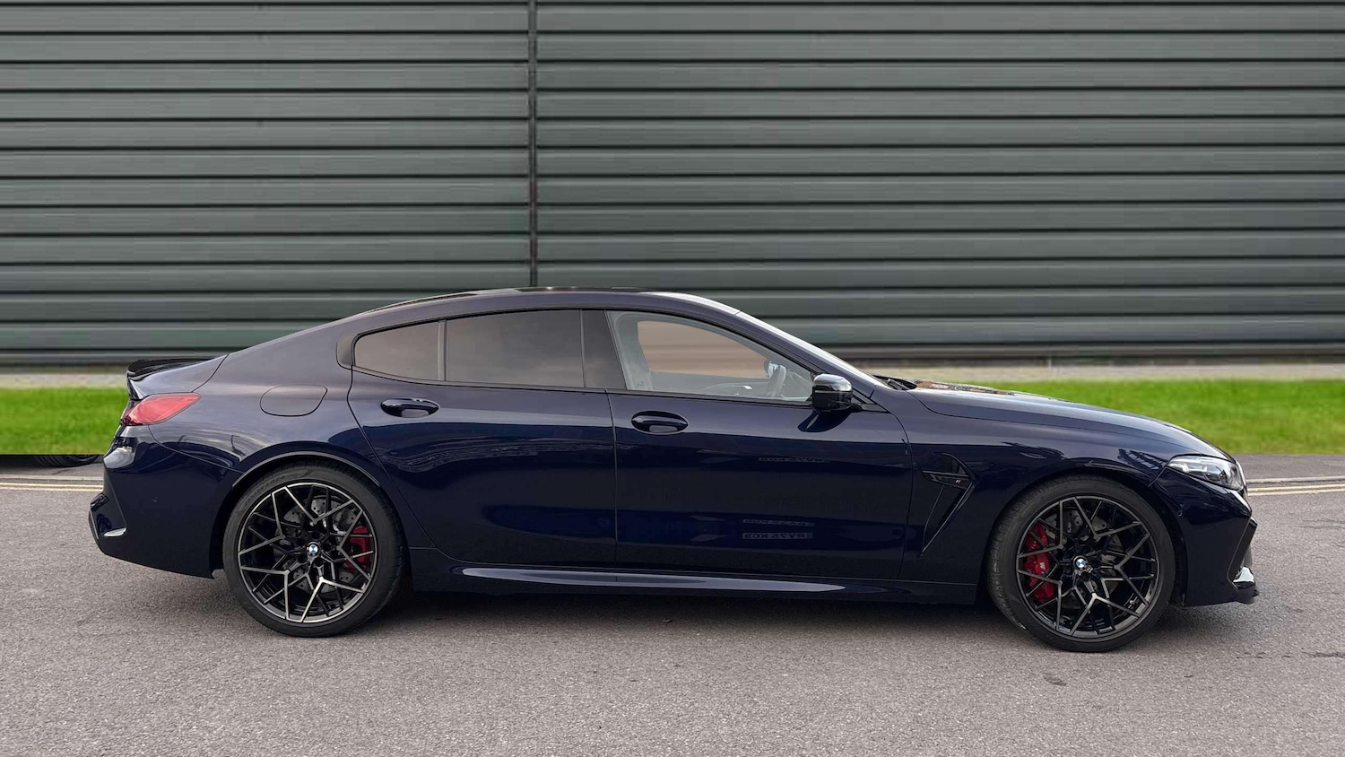 Used BMW M8 2025 for sale - 76718109: Photo 4