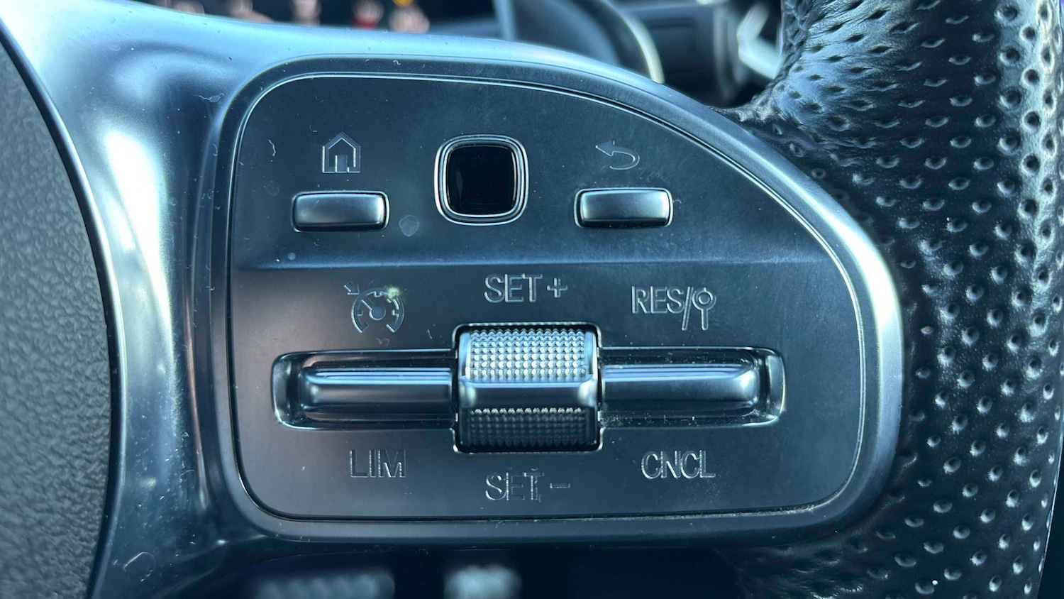 Used Mercedes-Benz CLA 2022 for sale - 76827720: Photo 25