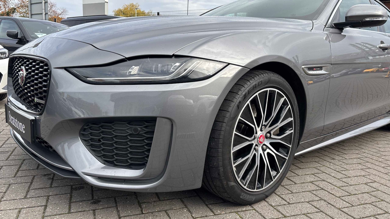 Used Jaguar XE 2019 for sale - 76488137: Photo 10