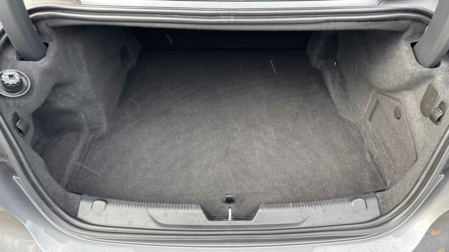 Used Jaguar XE 2019 for sale - 76488137: Photo 13