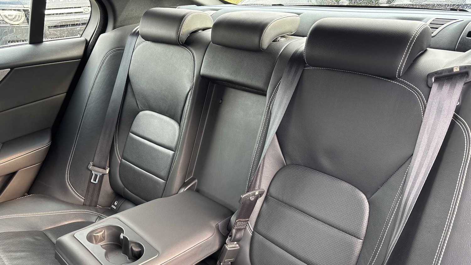 Used Jaguar XE 2019 for sale - 76488137: Photo 15