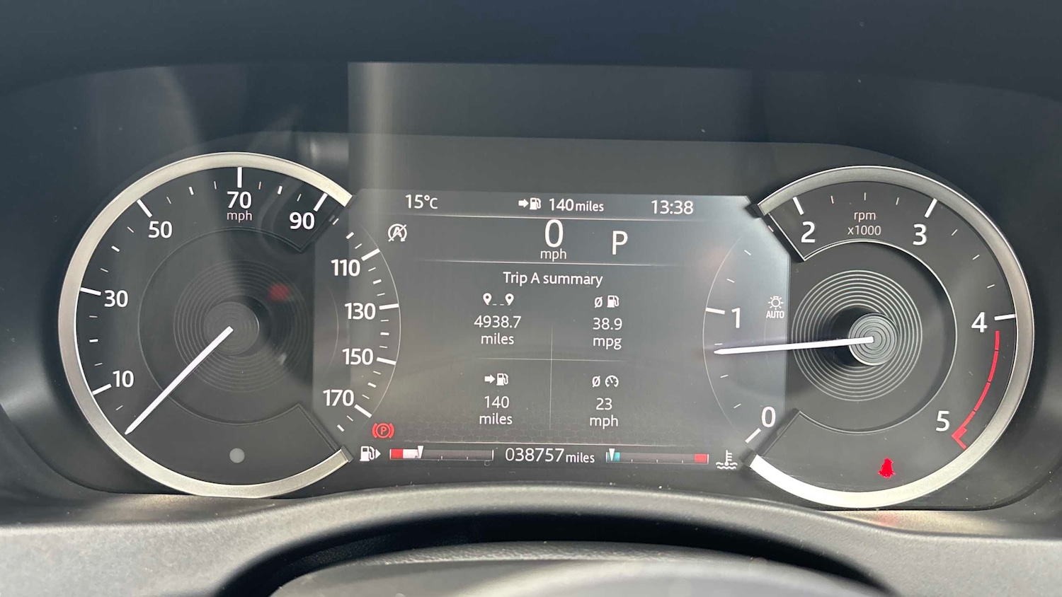 Used Jaguar XE 2019 for sale - 76488137: Photo 27