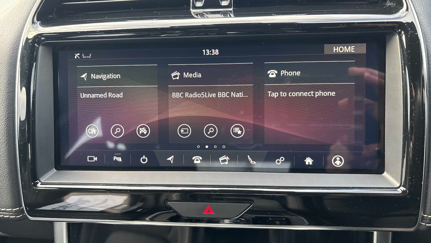 Used Jaguar XE 2019 for sale - 76488137: Photo 28