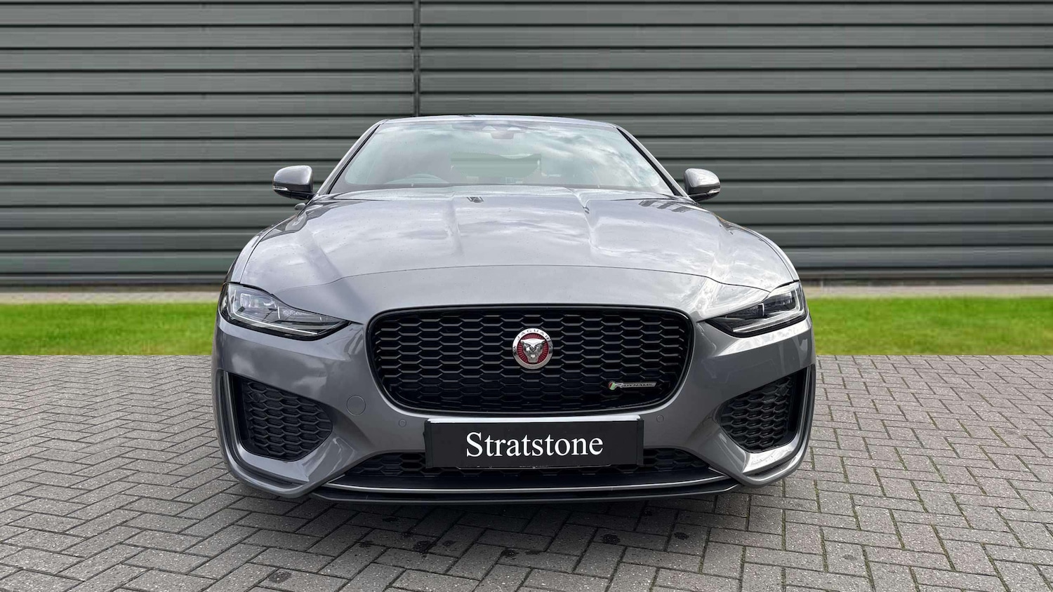 Used Jaguar XE 2019 for sale - 76488137: Photo 7