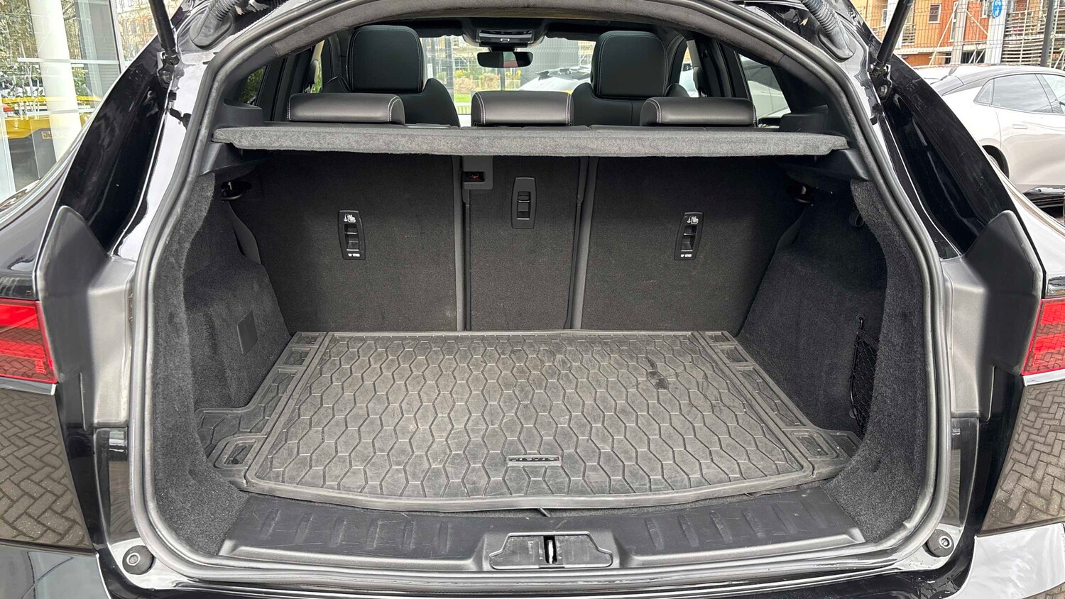 Used Jaguar E-Pace 2023 for sale - 77615514: Photo 13