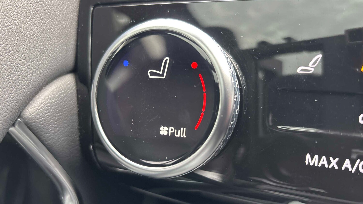 Used Jaguar E-Pace 2023 for sale - 77615514: Photo 30