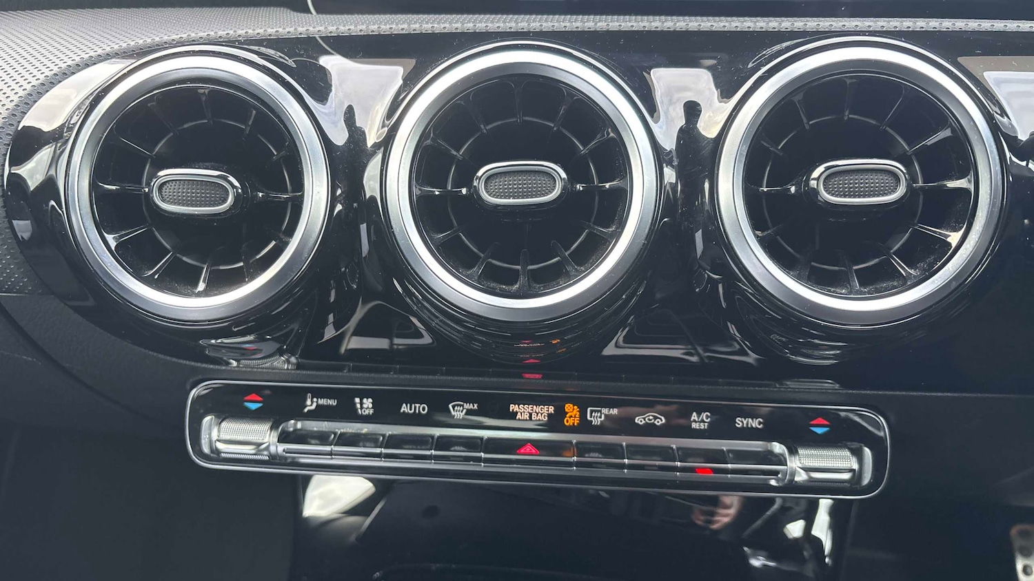 Used Mercedes-Benz A-Class 2020 for sale - 76928979: Photo 24