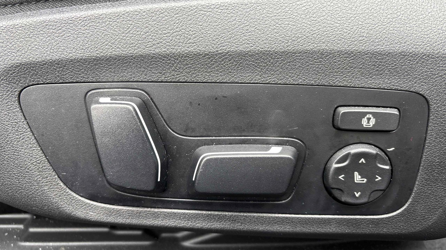 Used BMW 2 Series 2024 for sale - 77649043: Photo 18