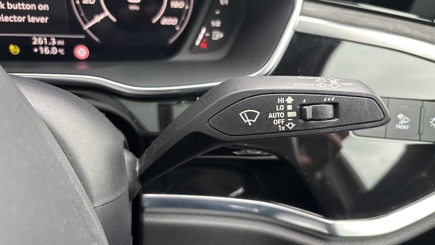 Used Audi RS Q3 2022 for sale - 76488092: Photo 27