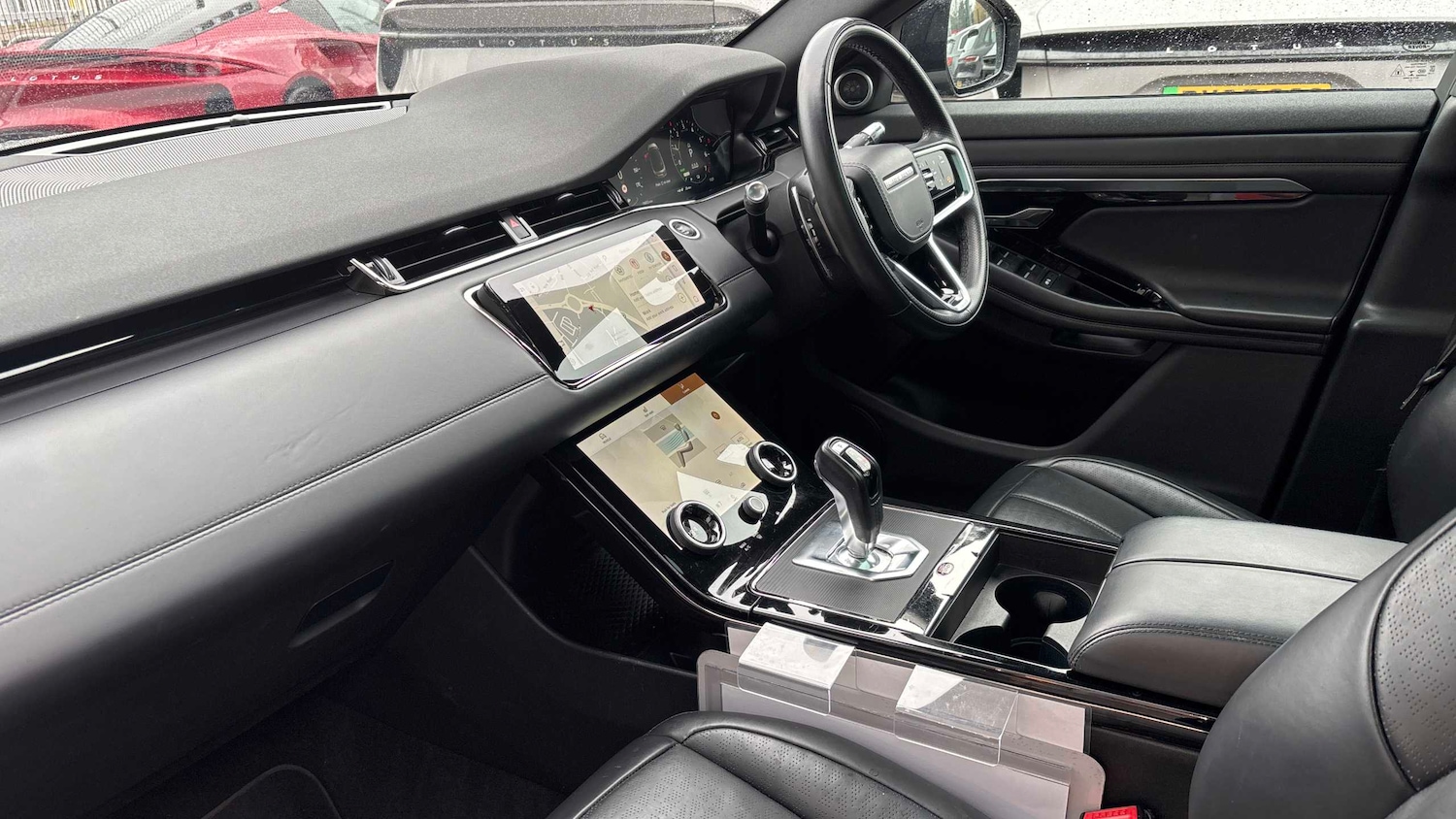 Used Land Rover Range Rover Evoque 2022 for sale - 77443513: Photo 2