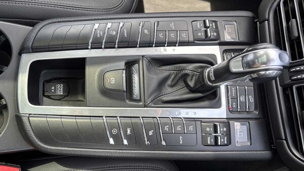 Used Porsche Macan 2019 for sale - 75249046: Photo 24