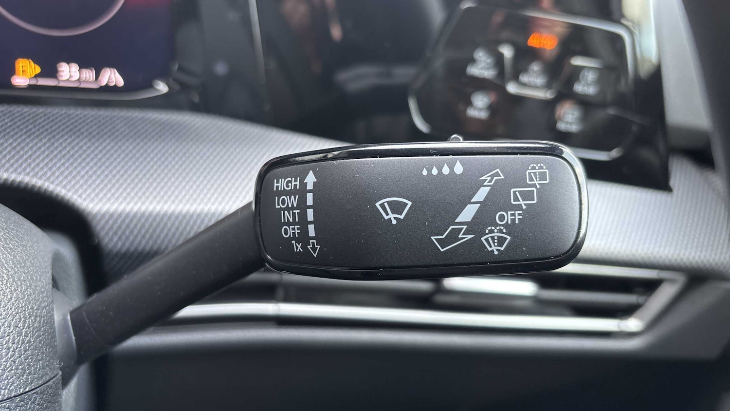 Used Volkswagen Golf 2025 for sale - 76205206: Photo 26