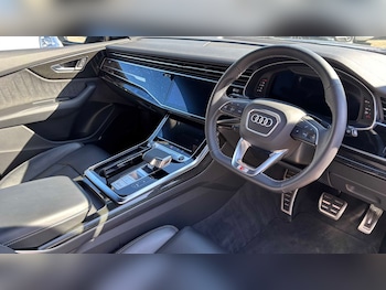 Used Audi Q8 2023 for sale - 77960909: Photo
