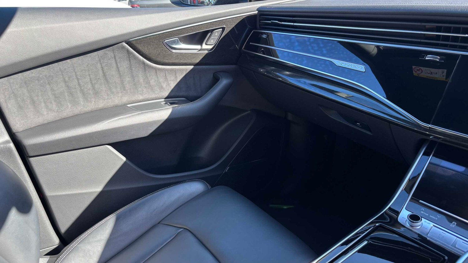 Used Audi Q8 2023 for sale - 77960909: Photo 30