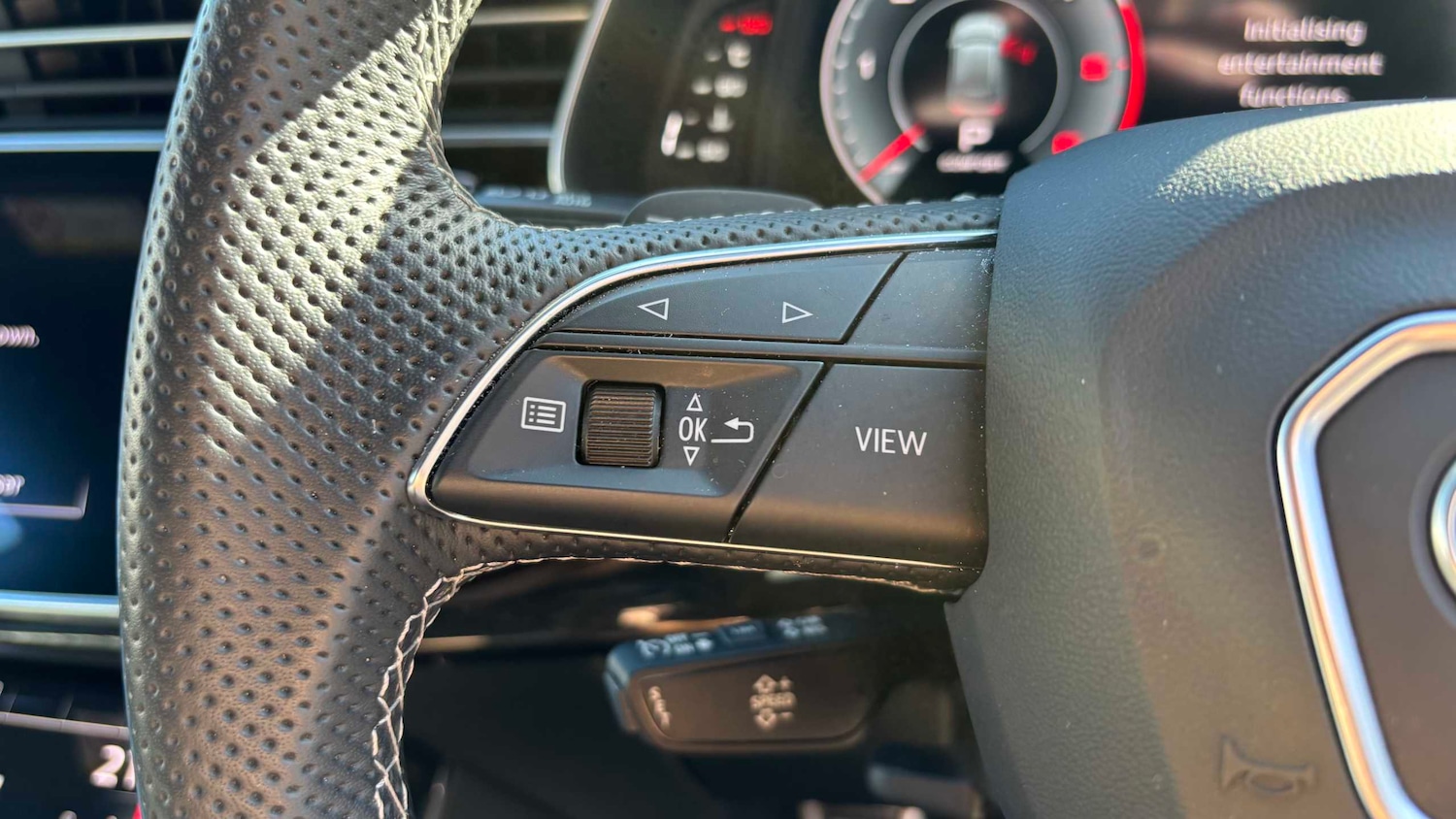 Used Audi Q8 2023 for sale - 77960909: Photo 31