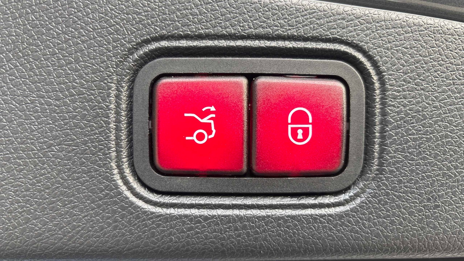 Used Mercedes-Benz E Class 2019 for sale - 76648865: Photo 14