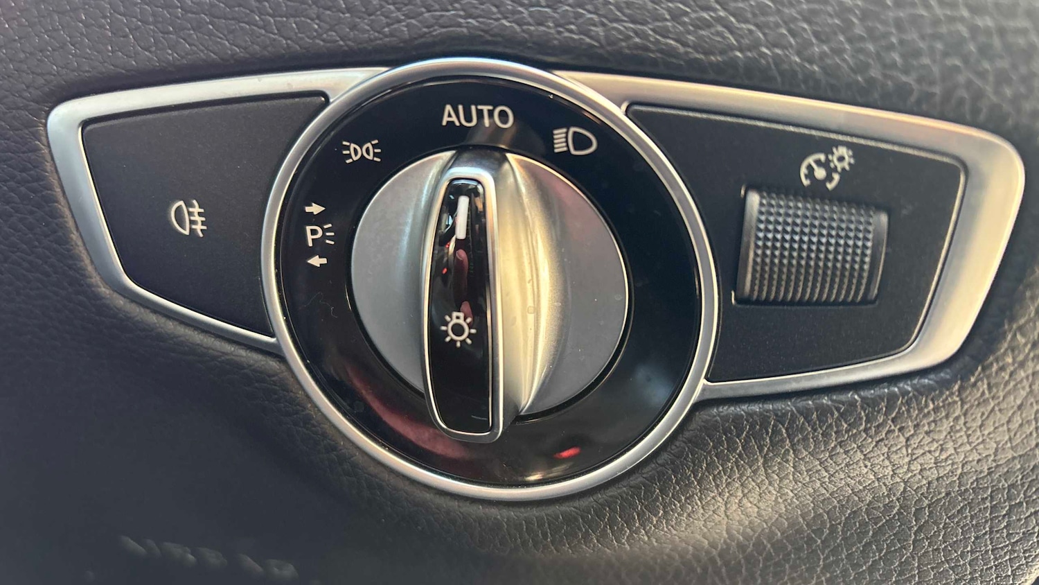 Used Mercedes-Benz E Class 2019 for sale - 76648865: Photo 24