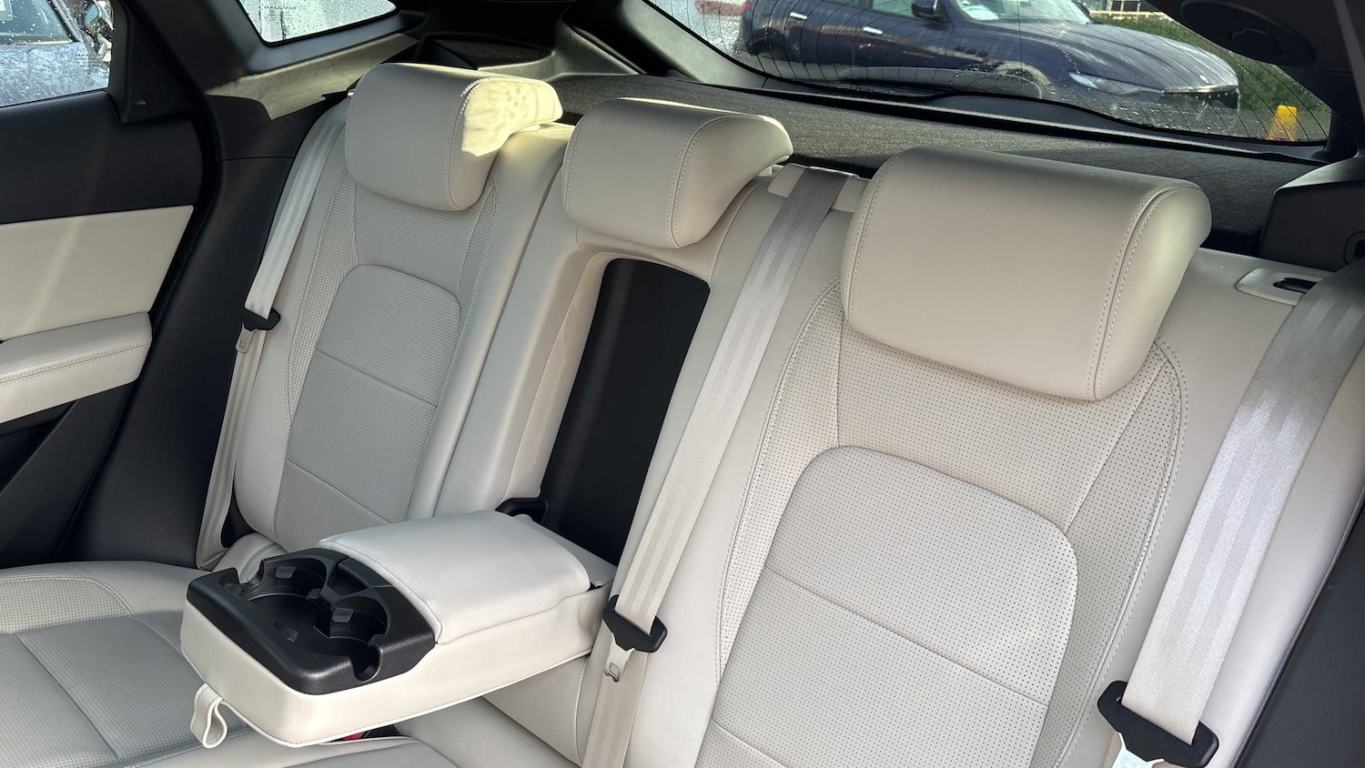 Used Jaguar E-Pace 2019 for sale - 76692058: Photo 16