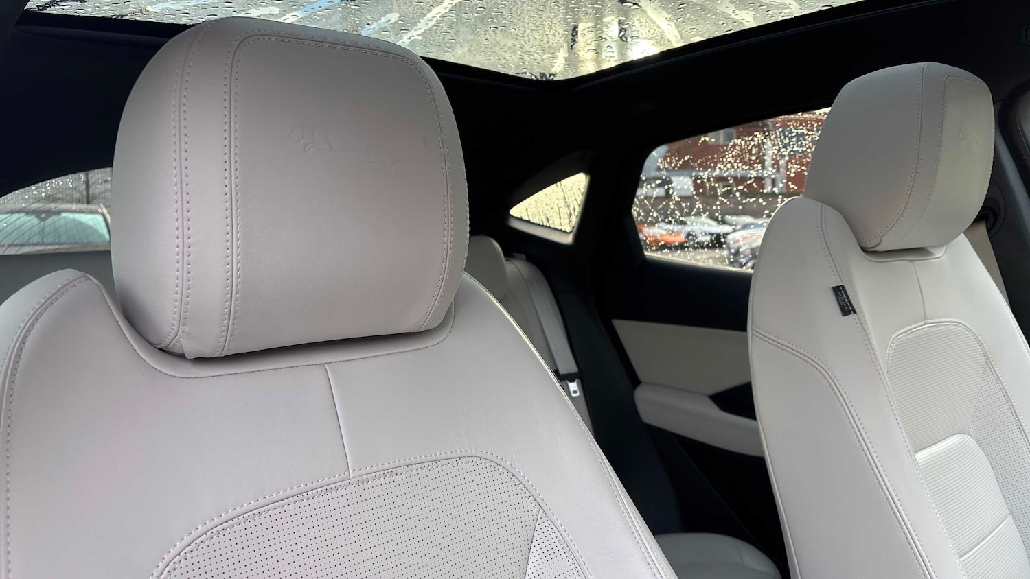 Used Jaguar E-Pace 2019 for sale - 76692058: Photo 18