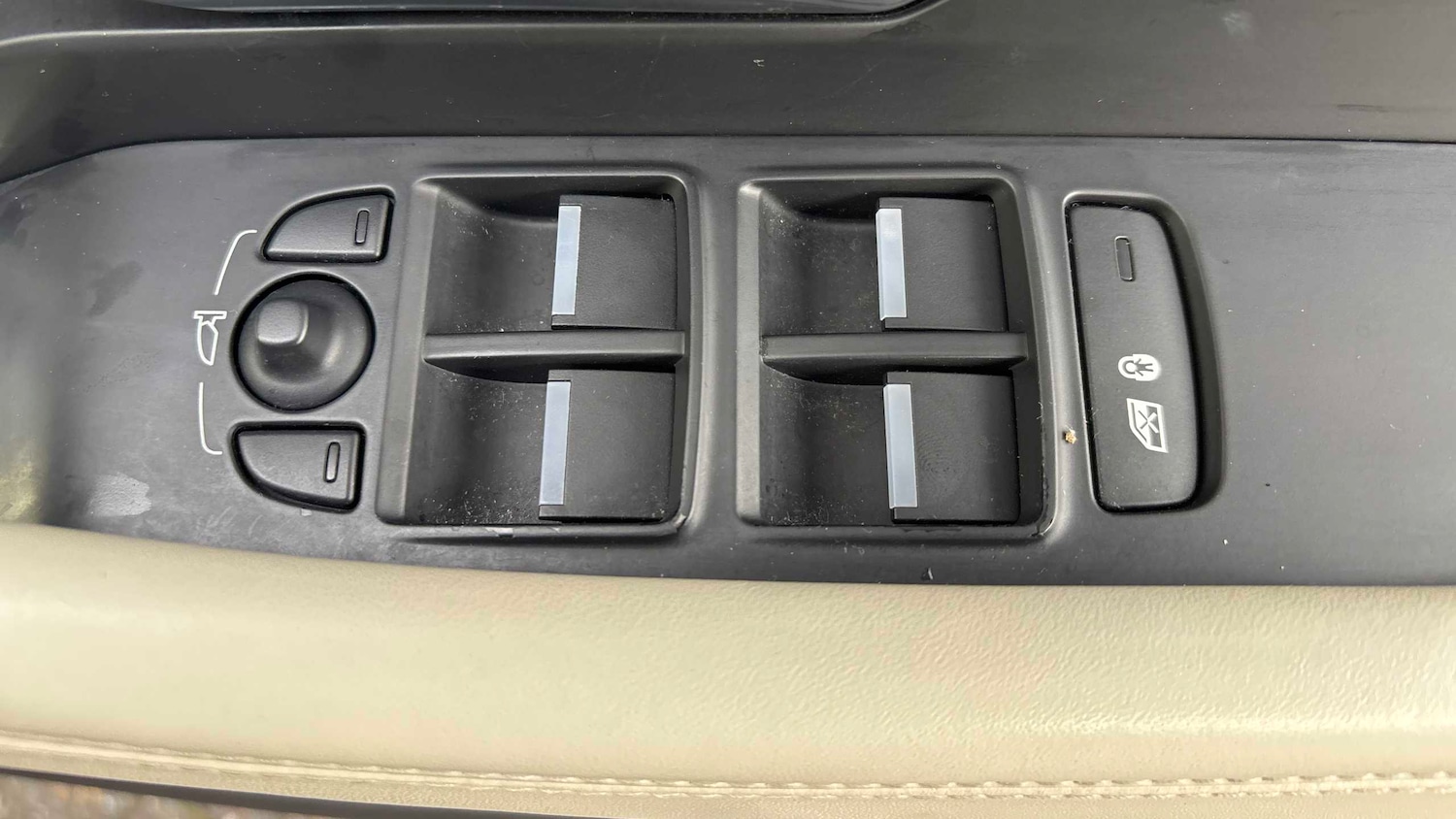 Used Jaguar E-Pace 2019 for sale - 76692058: Photo 21