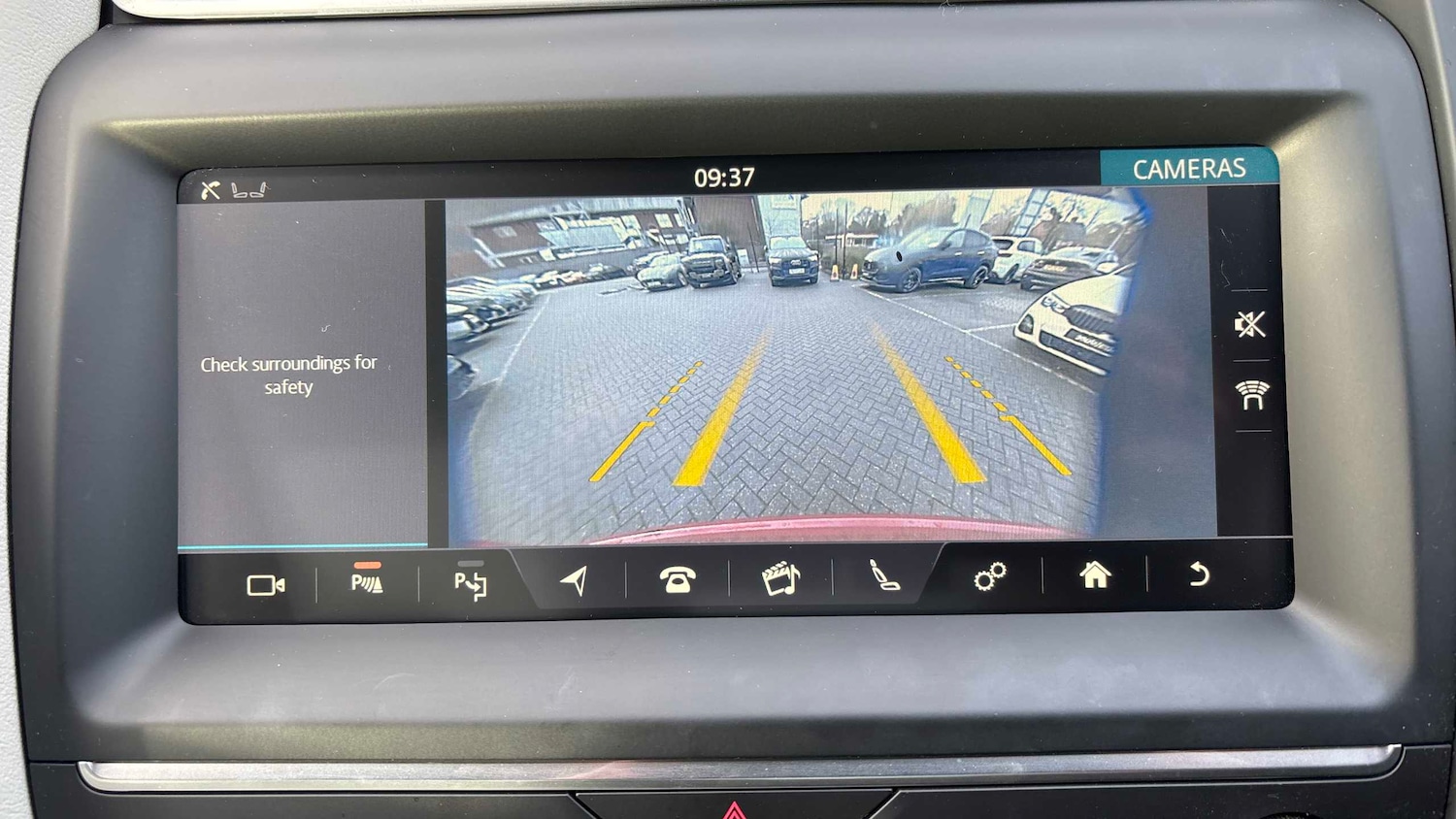 Used Jaguar E-Pace 2019 for sale - 76692058: Photo 34