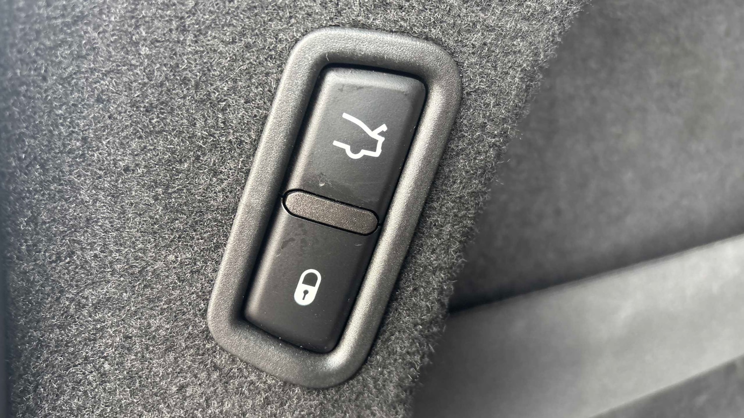 Used Maserati Levante 2016 for sale - 76553176: Photo 12