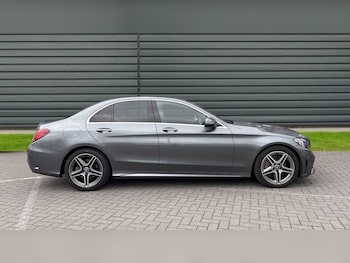 Used Mercedes-Benz C-Class 2020 for sale - 75592376: Photo