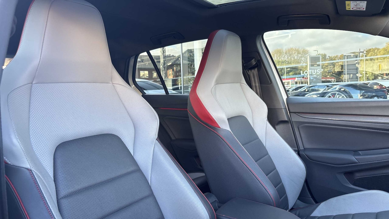 Used Volkswagen Golf 2022 for sale - 76378803: Photo 25