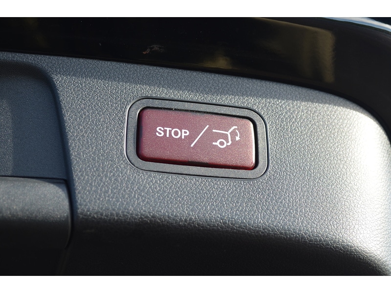 Used Mercedes-Benz GLA 2018 for sale - 76518495: Photo 31