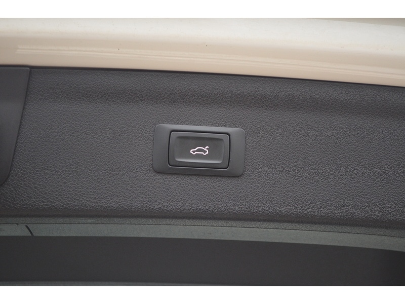 Used Audi Q3 2017 for sale - 76725127: Photo 28