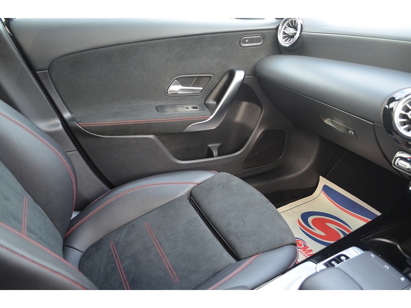 Used Mercedes-Benz A-Class 2019 for sale - 76910667: Photo 35