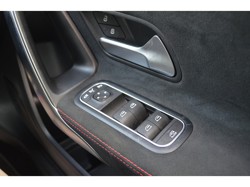 Used Mercedes-Benz A-Class 2019 for sale - 76910667: Photo 38