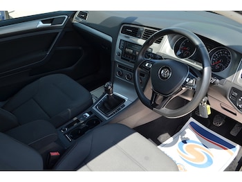 Used Volkswagen Golf 2015 for sale - 79222202: Photo