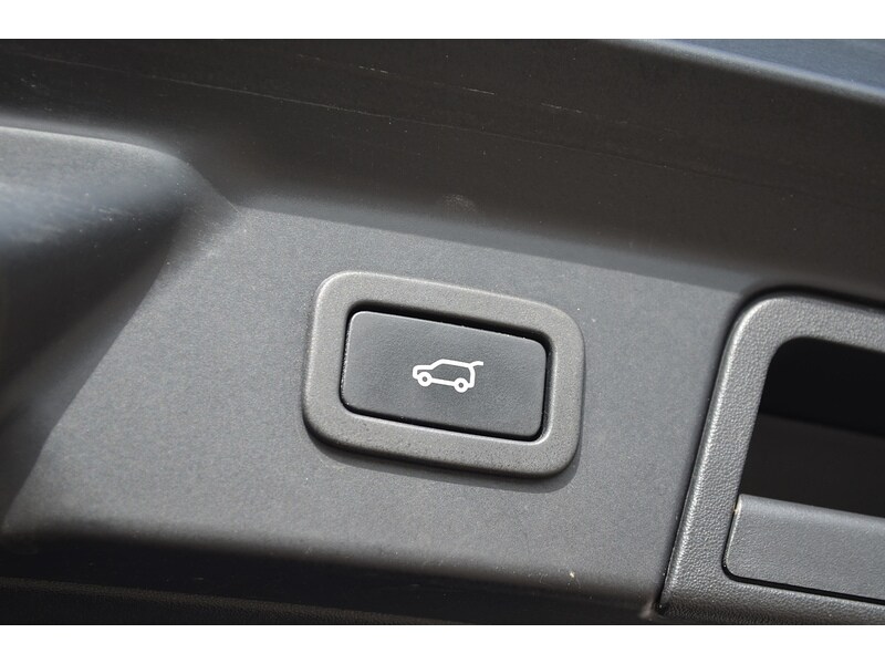 Used Land Rover Range Rover Velar 2018 for sale - 78078858: Photo 26