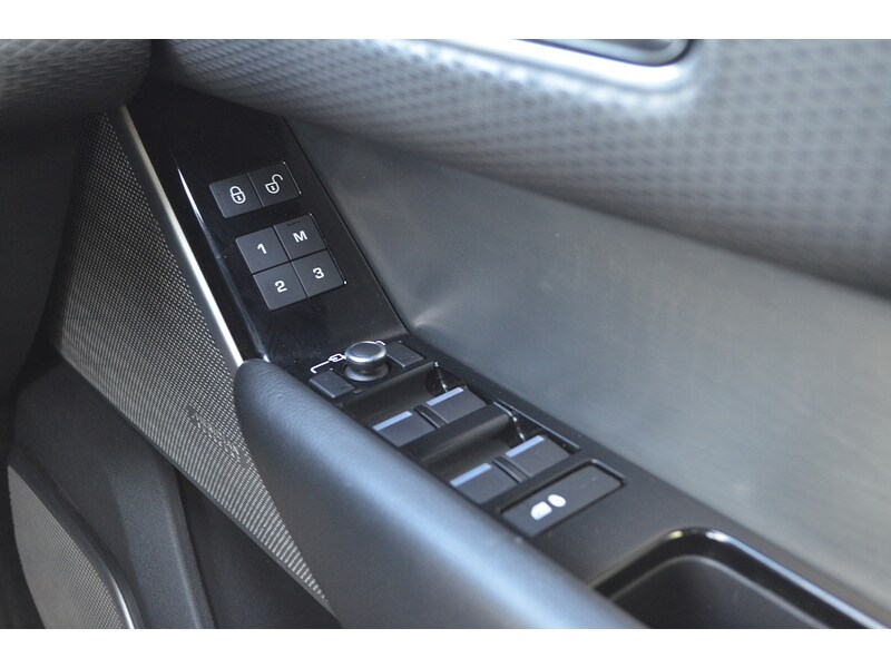 Used Land Rover Range Rover Velar 2018 for sale - 78078858: Photo 37